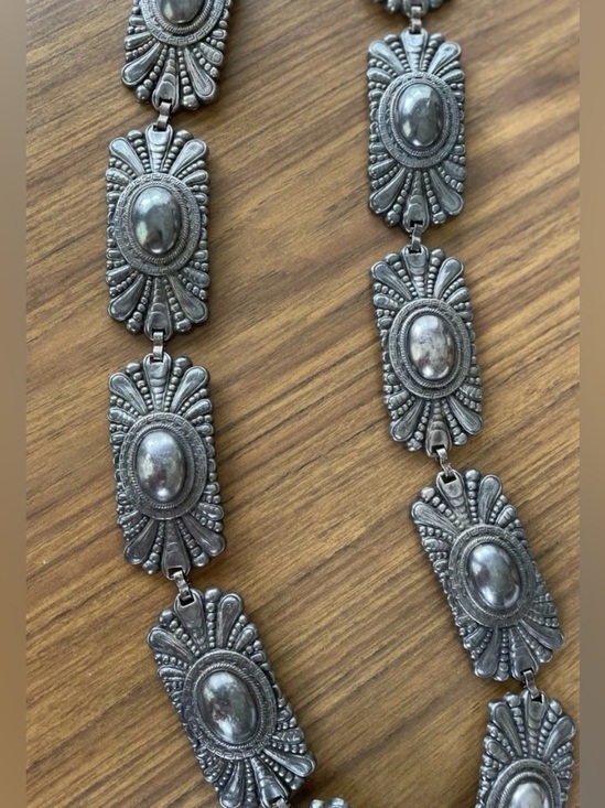 ESCADA Women’s Gun Metal Vintage Ornate Concho Belt Made in Spain HEAVY!! main image 15